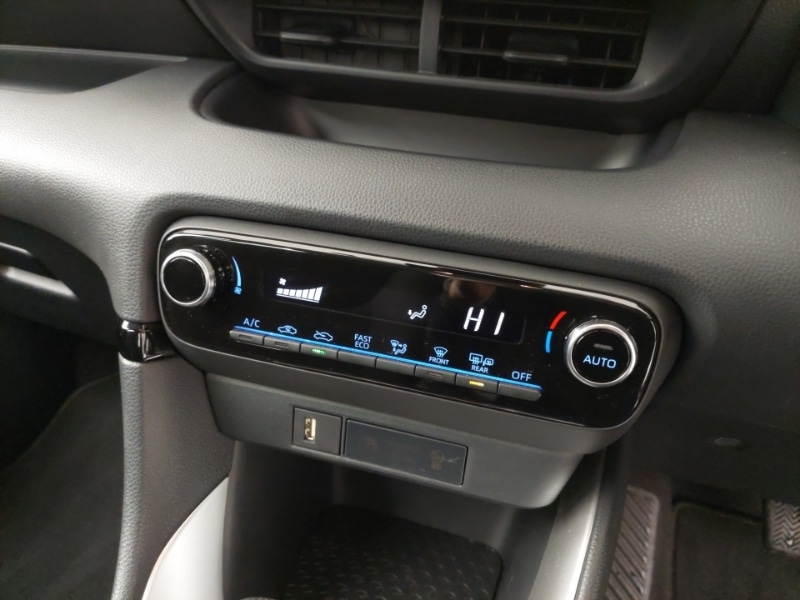 Used Toyota Yaris 2022 for sale - 77569196: Photo 16