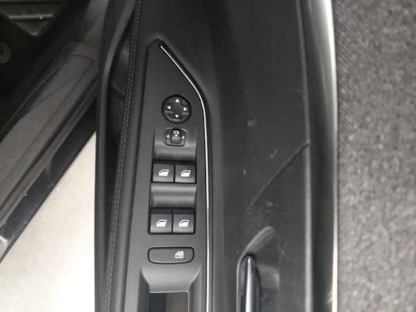 Used Peugeot 3008 2021 for sale - 76183362: Photo 12
