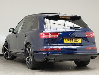 Used Audi Q7 2018 for sale - 77467034: Photo