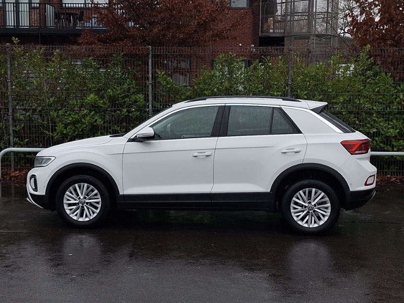 Used Volkswagen T-Roc 2023 for sale - 77596270: Photo 4