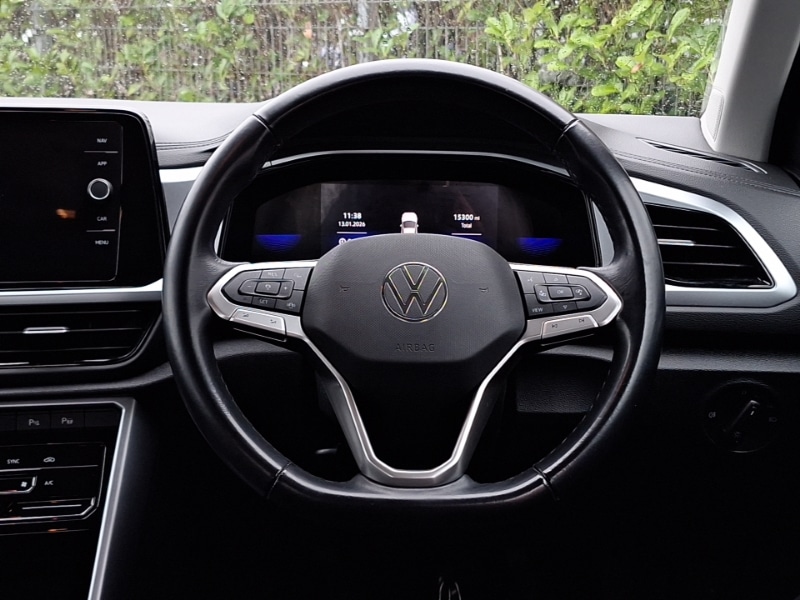 Used Volkswagen T-Roc 2023 for sale - 77596270: Photo 7