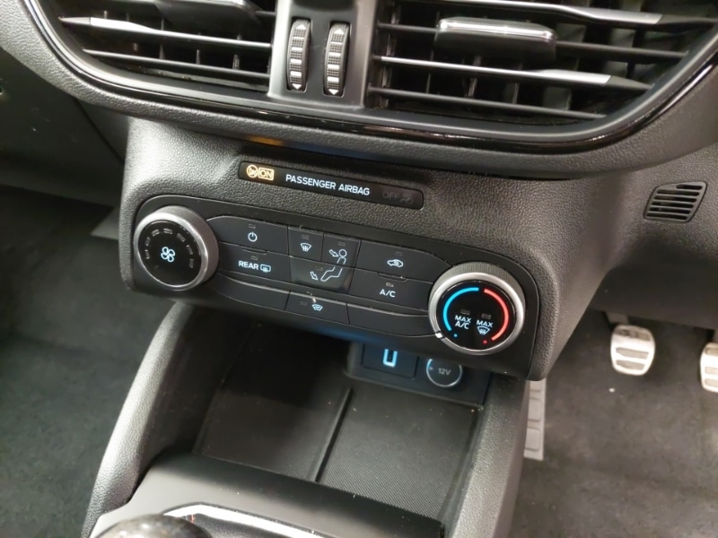 Used Ford Focus 2019 for sale - 77686208: Photo 16