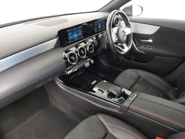 Used Mercedes-Benz A-Class 2018 for sale - 76264967: Photo 5