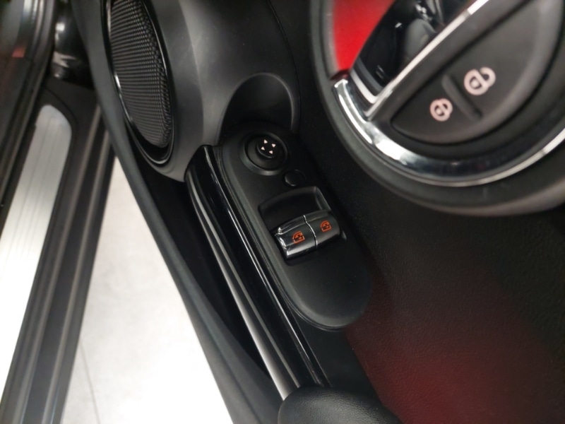 Used MINI Hatch 2018 for sale - 76683822: Photo 13