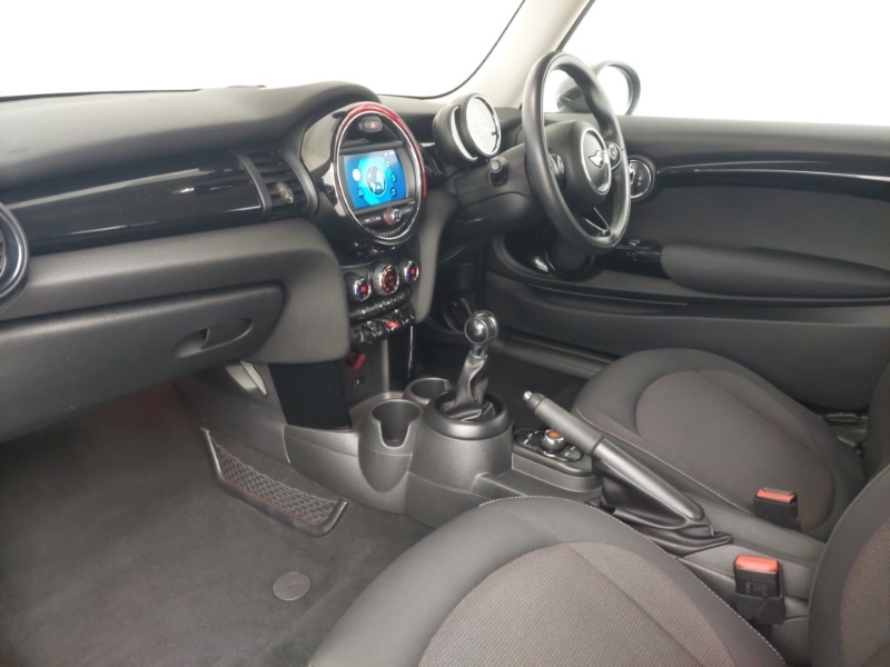 Used MINI Hatch 2018 for sale - 76683822: Photo 5