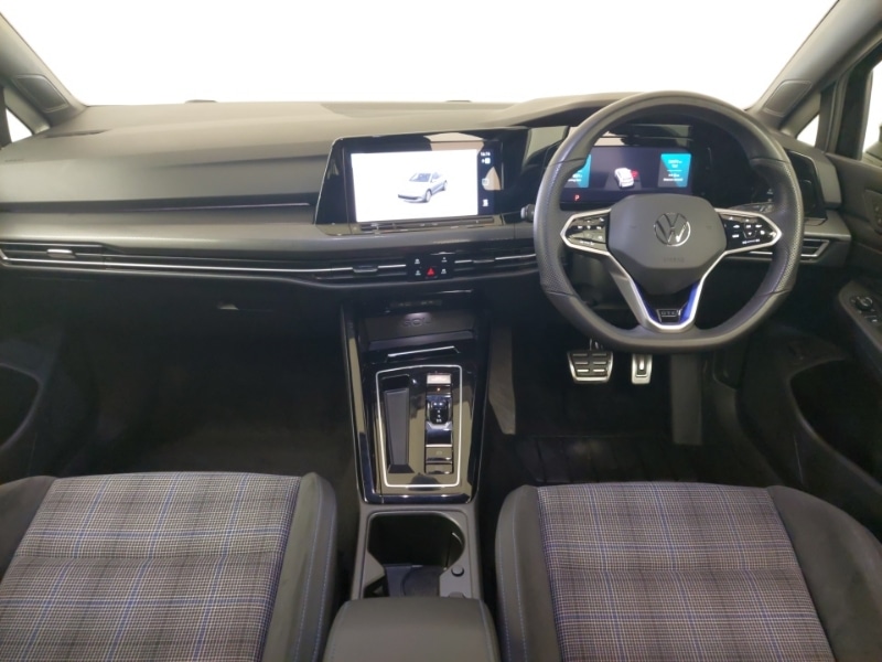 Used Volkswagen Golf 2023 for sale - 77536701: Photo 2