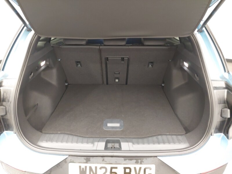 Used Ford Explorer 2025 for sale - 77956905: Photo 8