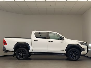 Used Toyota Hilux 2022 for sale - 75989197: Photo