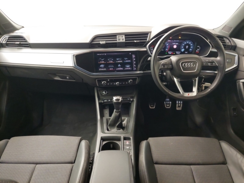 Used Audi Q3 2021 for sale - 77816130: Photo 2