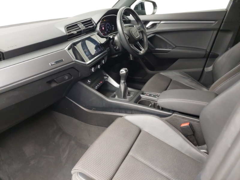 Used Audi Q3 2021 for sale - 77816130: Photo 5