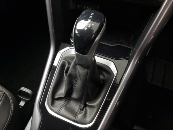 Used Volkswagen T-Roc 2023 for sale - 75680501: Photo 13