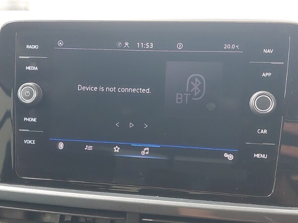 Used Volkswagen T-Roc 2023 for sale - 75680501: Photo 15