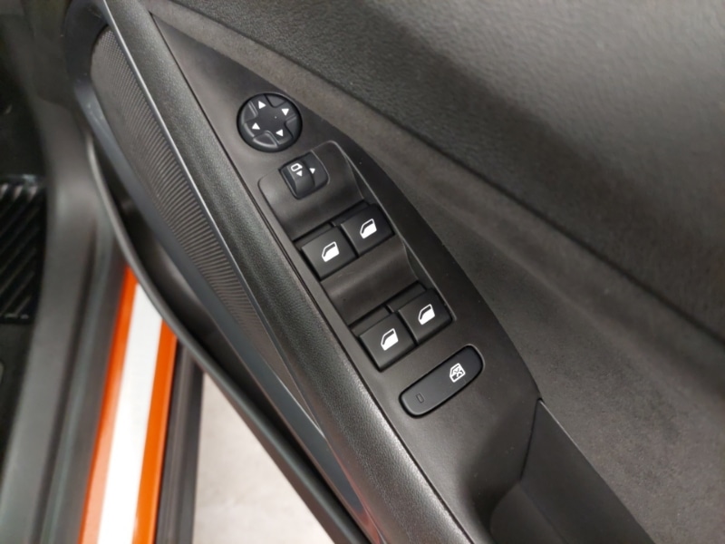 Used Vauxhall Crossland 2022 for sale - 76839089: Photo 12