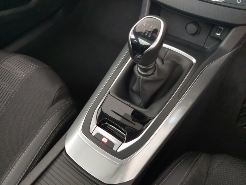 Used Peugeot 308 2021 for sale - 77760948: Photo 15