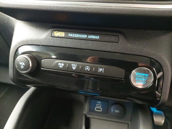 Used Ford Kuga 2025 for sale - 76264971: Photo 15