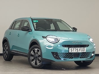 Used Fiat 600 2025 for sale - 76795116: Photo