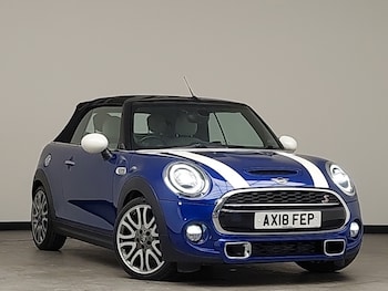 Used MINI Convertible 2018 for sale - 77767533: Photo
