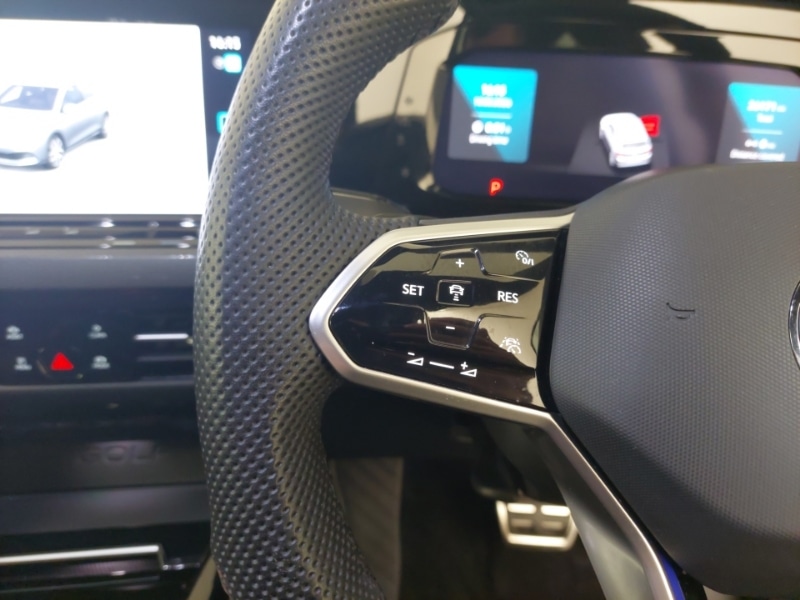 Used Volkswagen Golf 2023 for sale - 77596285: Photo 15