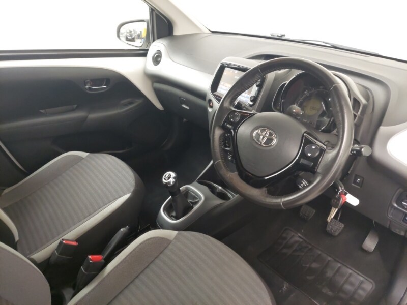 Used Toyota AYGO 2019 for sale - 77652065: Photo 12