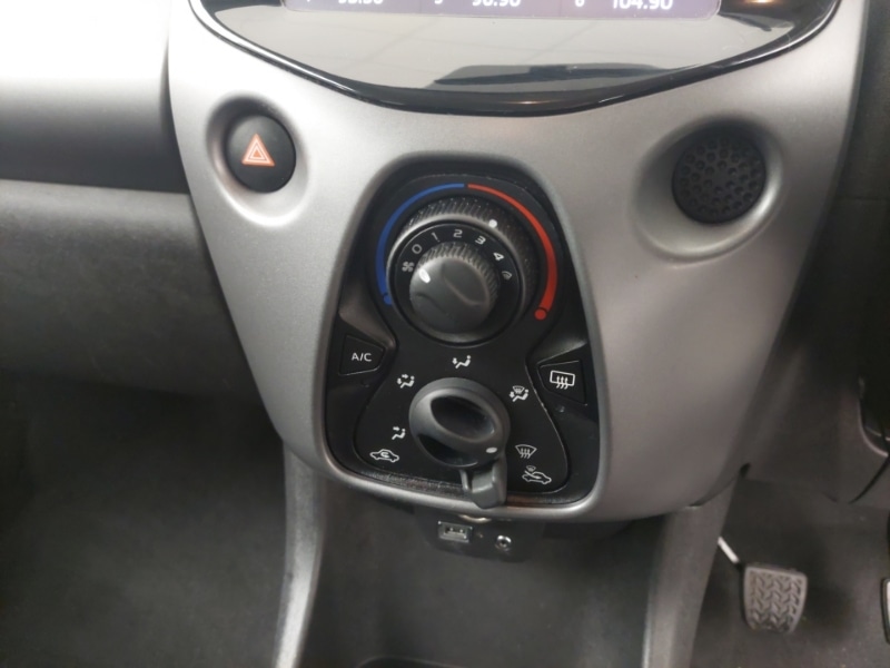 Used Toyota AYGO 2019 for sale - 77652065: Photo 17