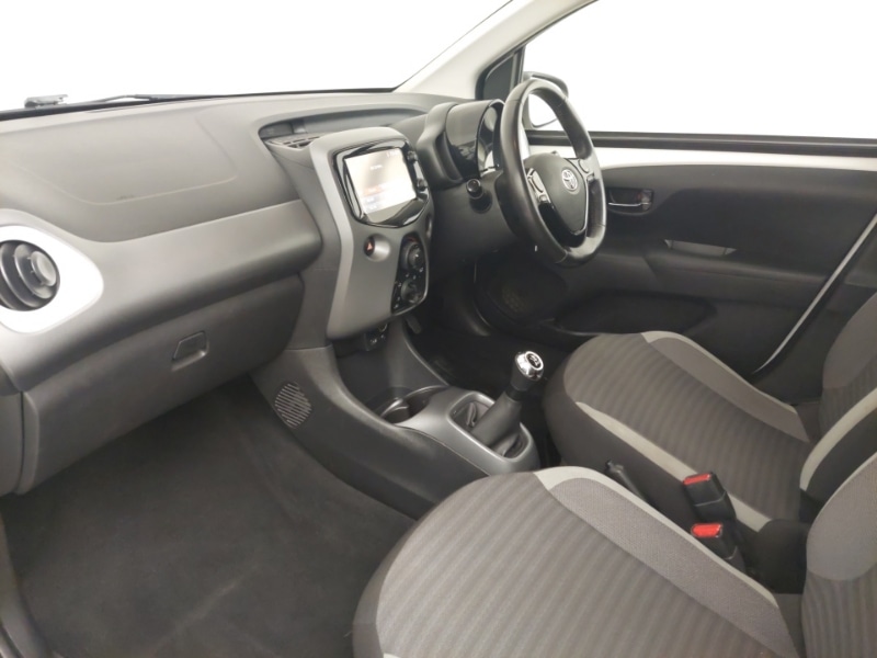 Used Toyota AYGO 2019 for sale - 77652065: Photo 5