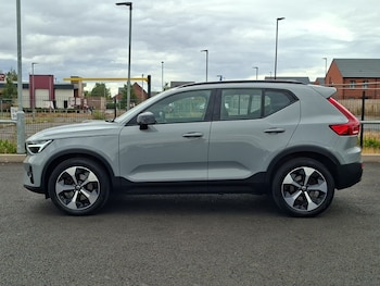 Used Volvo XC40 2025 for sale - 79452339: Photo