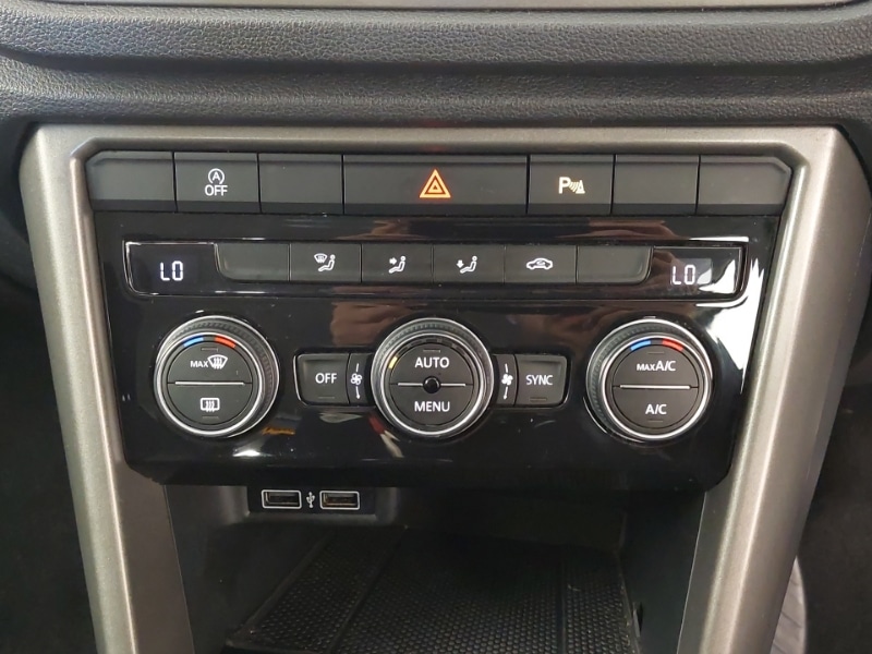 Used Volkswagen T-Roc 2020 for sale - 78147412: Photo 16