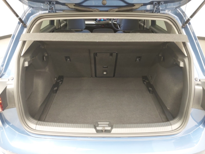 Used Volkswagen Golf 2024 for sale - 77115184: Photo 8