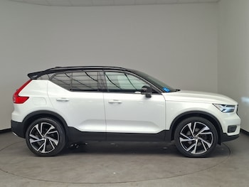 Used Volvo XC40 2018 for sale - 79144235: Photo