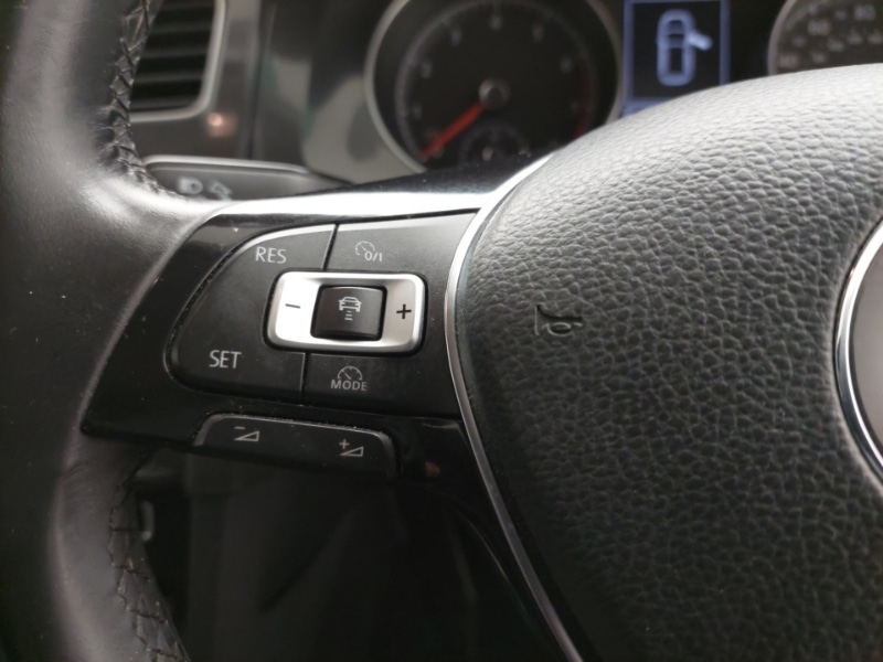 Used Volkswagen Golf 2017 for sale - 77265720: Photo 14