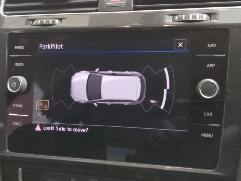 Used Volkswagen Golf 2017 for sale - 77265720: Photo 19