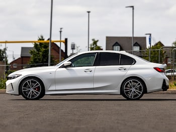 Used BMW 3 Series 2024 for sale - 79536936: Photo