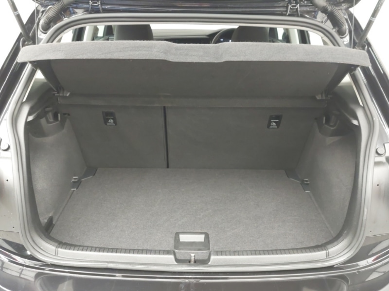 Used Volkswagen Polo 2024 for sale - 77034896: Photo 8