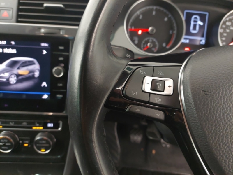 Used Volkswagen Golf 2019 for sale - 76506985: Photo 14