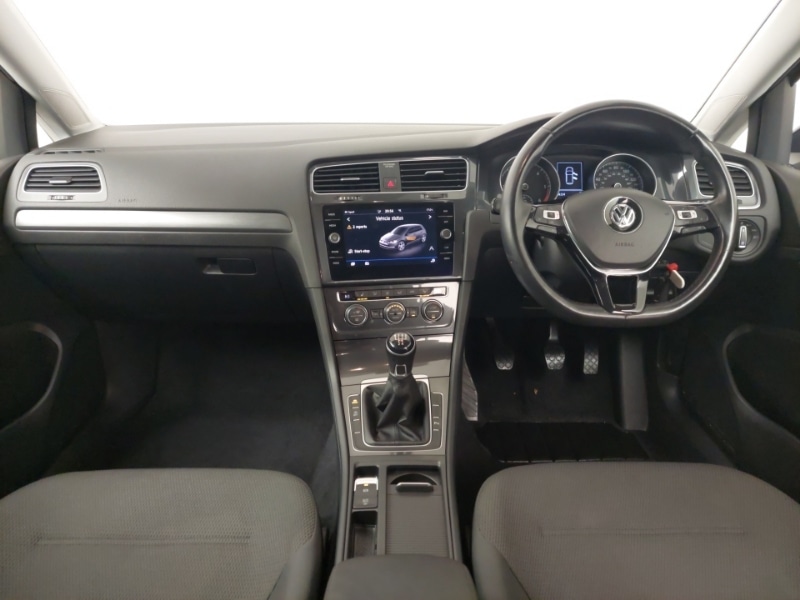 Used Volkswagen Golf 2019 for sale - 76506985: Photo 2