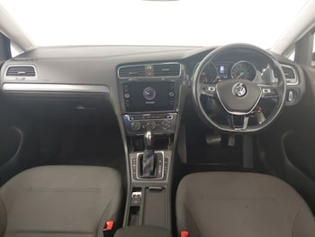 Used Volkswagen Golf 2020 for sale - 78511683: Photo