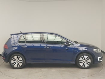 Used Volkswagen Golf 2020 for sale - 78511683: Photo
