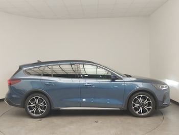 Used Ford Focus 2023 for sale - 78567587: Photo