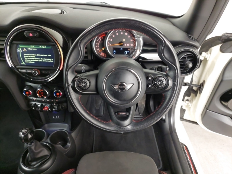 Used MINI Hatch 2018 for sale - 77816127: Photo 11