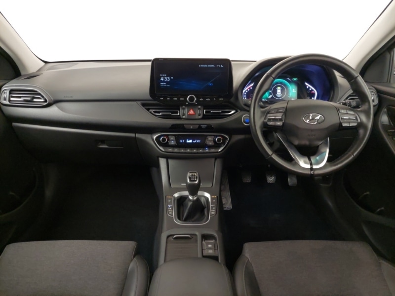 Used Hyundai i30 2023 for sale - 77189869: Photo 2