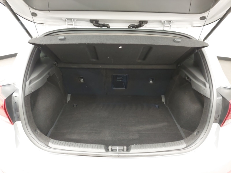 Used Hyundai i30 2023 for sale - 77189869: Photo 8