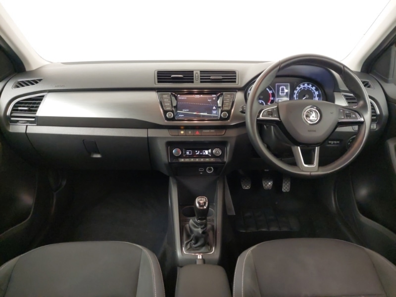 Used Skoda Fabia 2018 for sale - 77252249: Photo 2