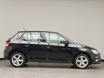 Used Skoda Fabia 2018 for sale - 77252249: Photo