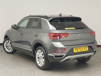 Used Volkswagen T-Roc 2023 for sale - 75633971: Photo