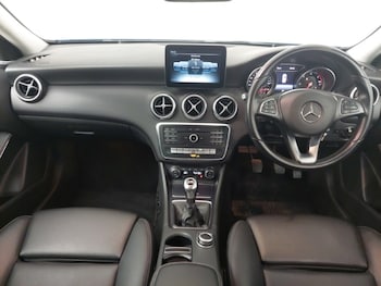 Used Mercedes-Benz A-Class 2016 for sale - 77273308: Photo