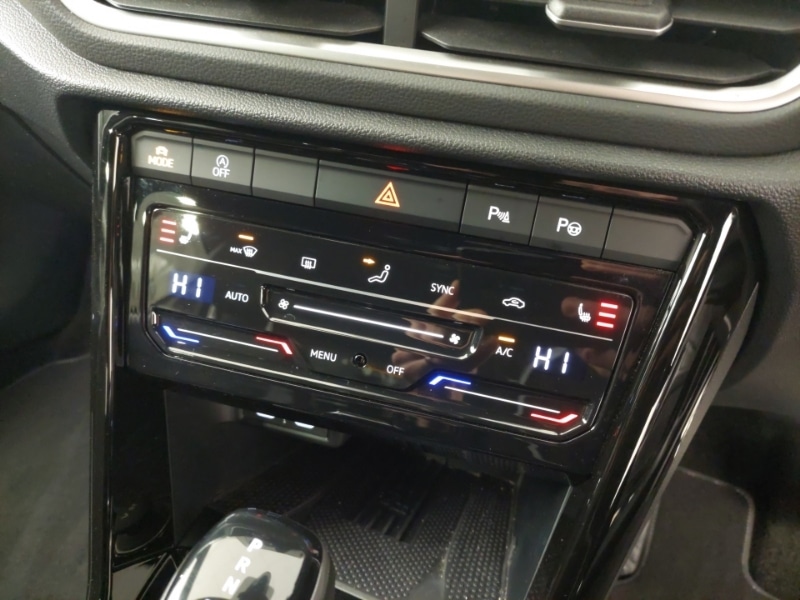 Used Volkswagen T-Roc 2025 for sale - 77115173: Photo 15