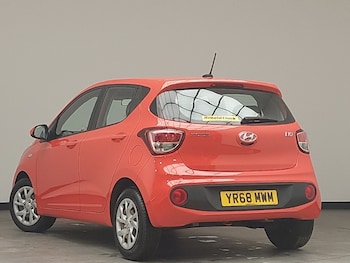 Used Hyundai i10 2018 for sale - 77235011: Photo