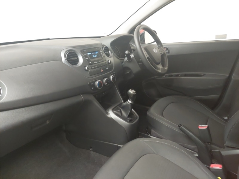 Used Hyundai i10 2018 for sale - 77235011: Photo 5