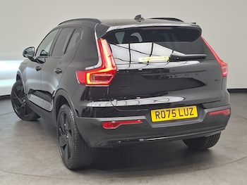 Used Volvo XC40 2025 for sale - 79025520: Photo