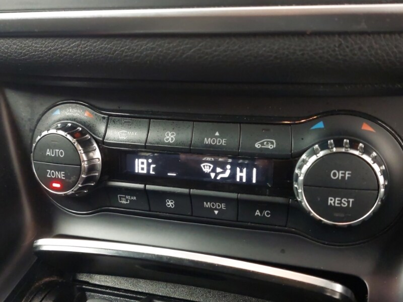 Used Mercedes-Benz GLA 2017 for sale - 77948189: Photo 15